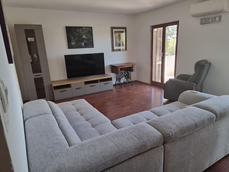 Skrbčići Apartman Flavio מראה חיצוני תמונה